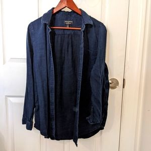 2/20 banana republic denim boyfriend shirt